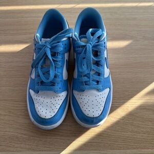 Nike Big Kids Dunks Carolina Blue 3.5Y